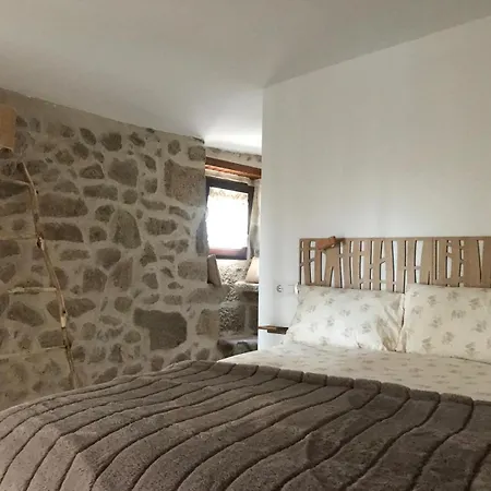 Hébergement de vacances Casa Media Lua *